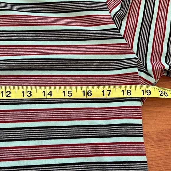 LulaRoe women’s striped Gigi short sleeve T-shirt Size XL - Picture 7 of 9